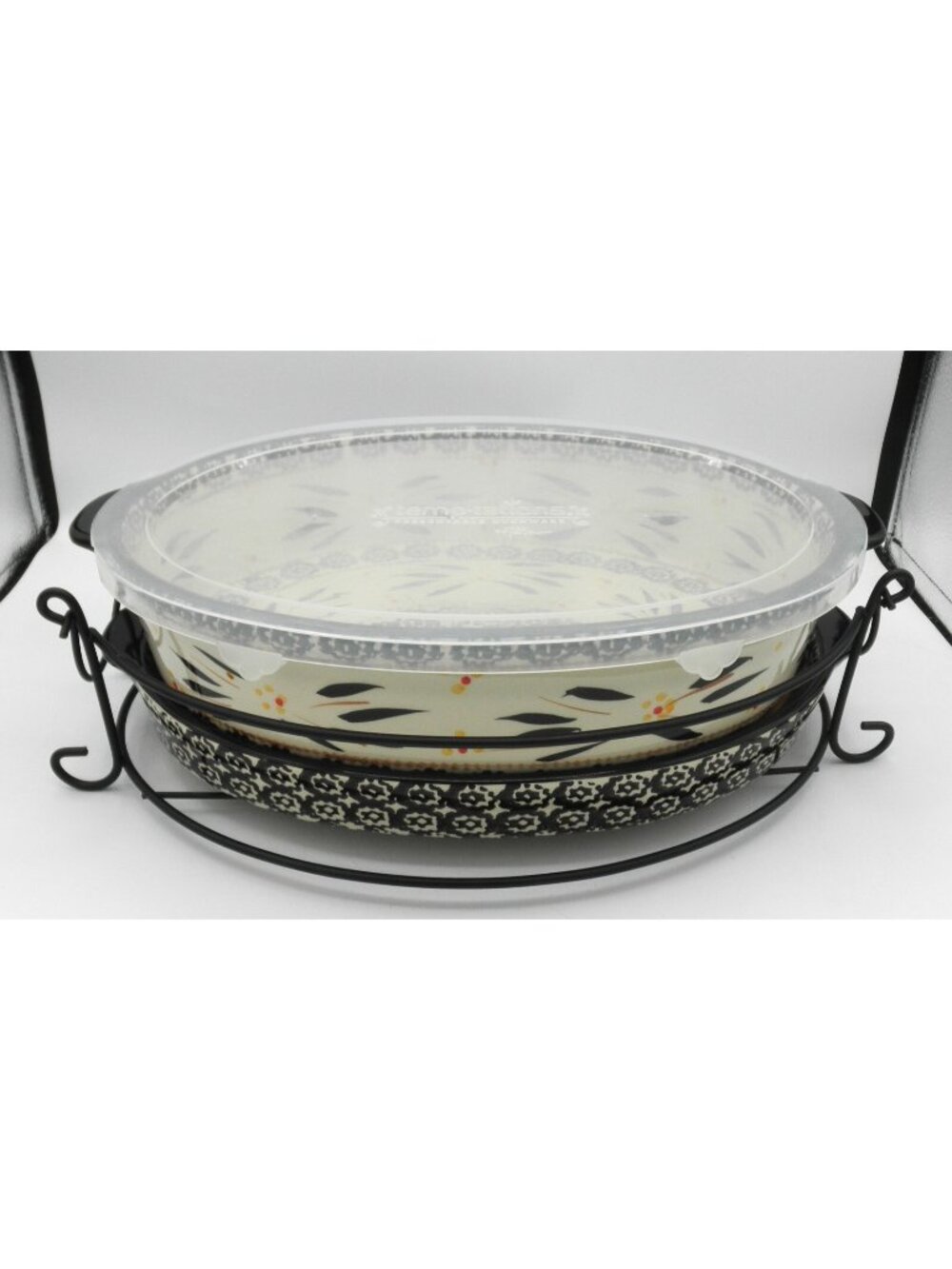 Temptations Old World Black 3Qt Oval Baker Trivet Cutting Board Rack Cover 5 PC